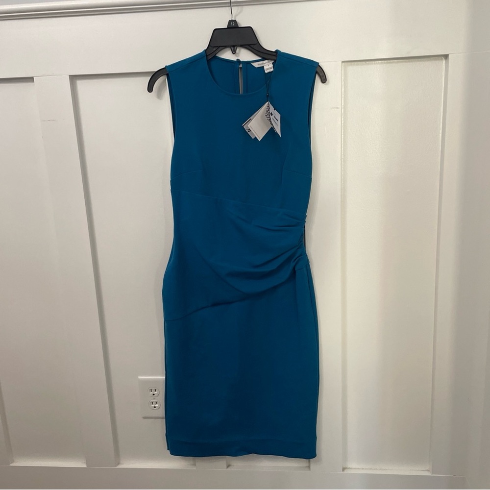 NWT- Diane Von Furstenberg Glennie Dress-  peacock blue- size 6 - hem out
